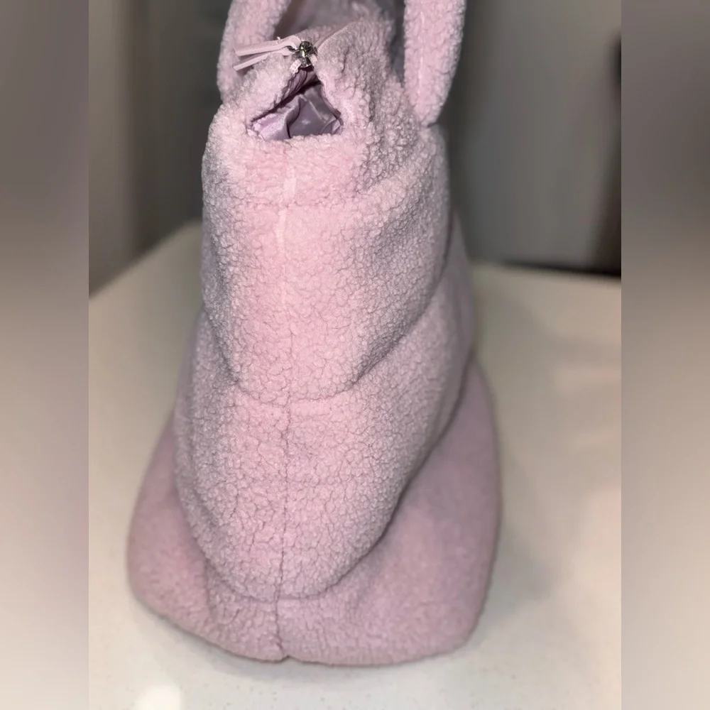 PINK Victoria’s Secret Sherpa Puffer Tote Bag - Soft Pink Cozy Quilted - Picture 5 of 10